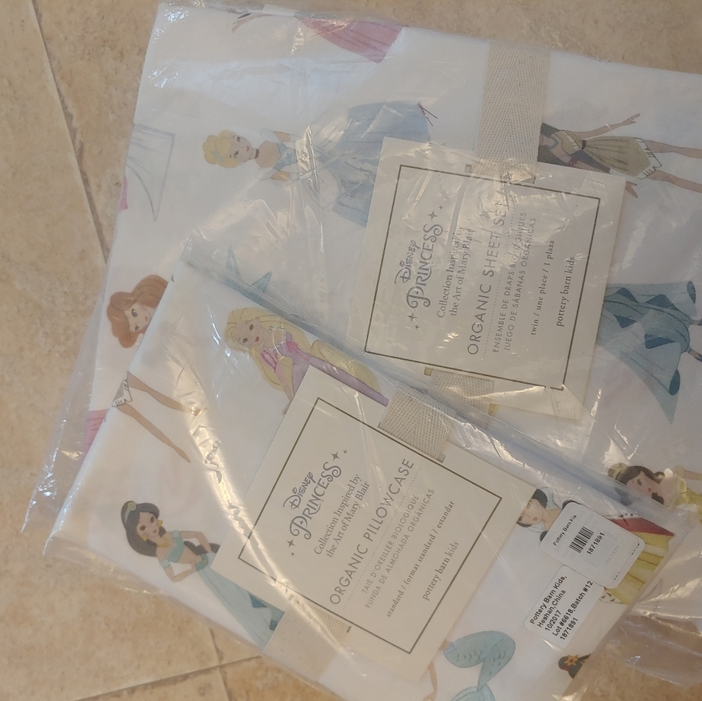 Pottery barn kid princess sheets twin size